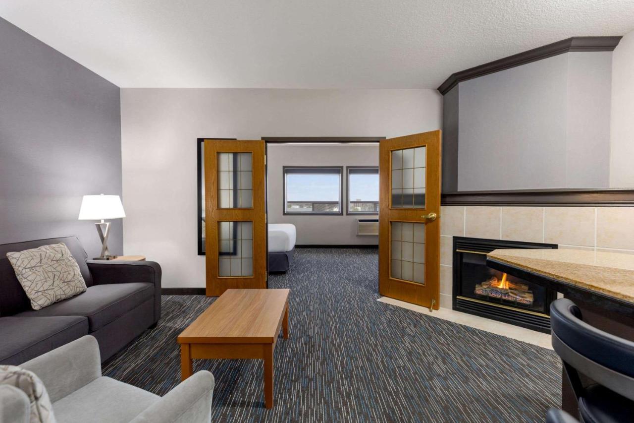 Wingate By Wyndham Lethbridge Exterior foto
