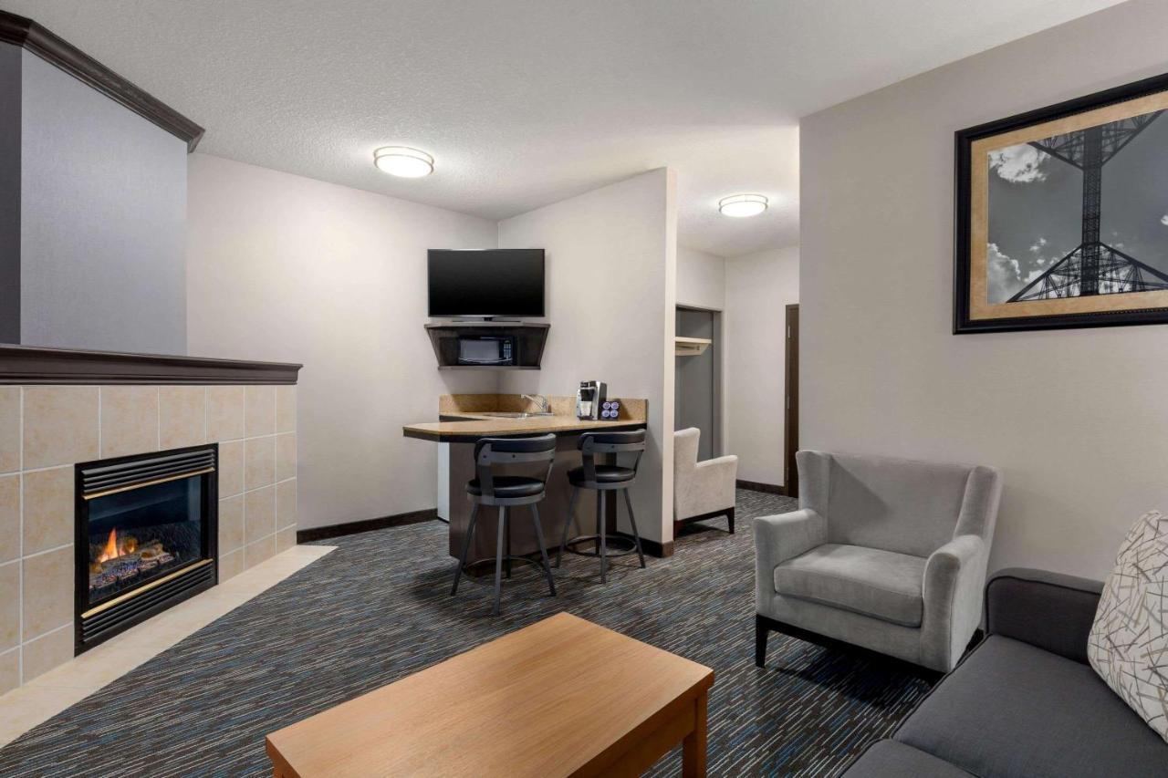 Wingate By Wyndham Lethbridge Exterior foto
